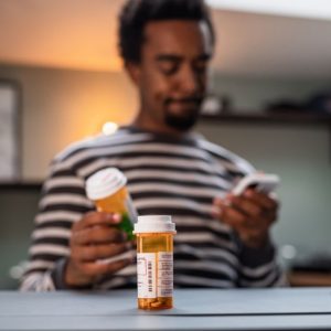 How to Switch Psychiatric Medications Safely? (Steps and Risks)